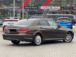 Mercedes E-Class foto 4