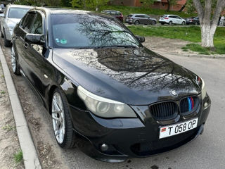 BMW 5 Series foto 4