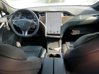 Tesla Model S foto 8