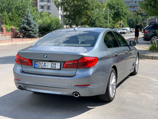 BMW 5 Series foto 4