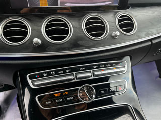 Mercedes E-Class foto 12