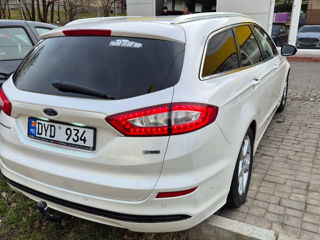 Ford Mondeo foto 5