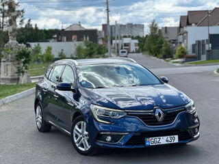 Renault Megane foto 2