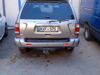 Nissan Pathfinder foto 5