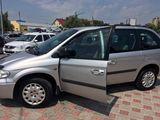 Chrysler Voyager foto 2