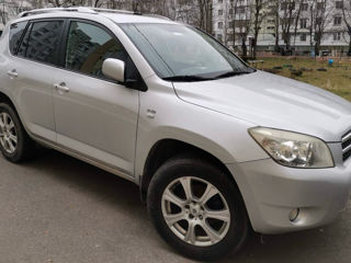 Toyota Rav 4 foto 2