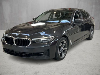 BMW 5 Series foto 2