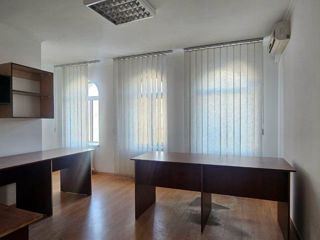 Oficiu 220 m2 / Centru / str.Bucuresti foto 6