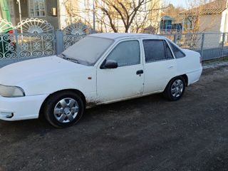 Daewoo Nexia foto 2