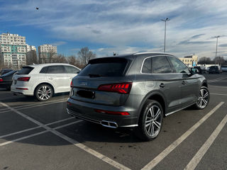 Audi Q5 e-tron foto 4