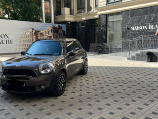 Mini Cooper S Countryman foto 2