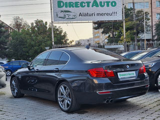 BMW 5 Series foto 6