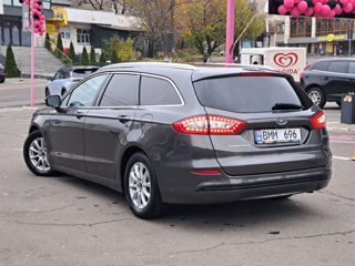 Ford Mondeo foto 4