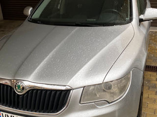 Skoda Superb foto 2