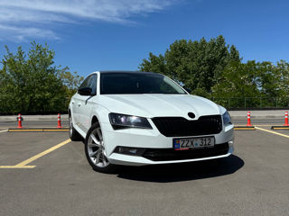 Skoda Superb foto 1