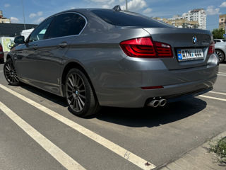 BMW 5 Series foto 8