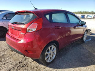 Ford Fiesta foto 4