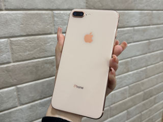 iPhone 8 Plus