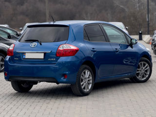 Toyota Auris foto 3