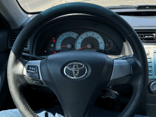 Toyota Camry foto 7