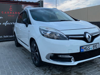 Renault Grand Scenic foto 2