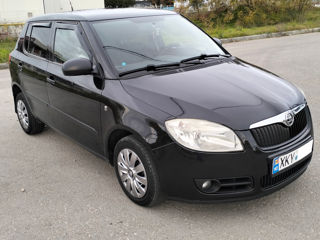 Skoda Fabia foto 2