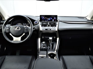 Lexus NX Series foto 6