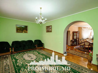 Casă spre vânzare cu 4 camere, 179 m2 în Chișinău, Telecentru foto 4