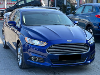 Ford Fusion foto 4