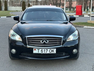 Infiniti M foto 2