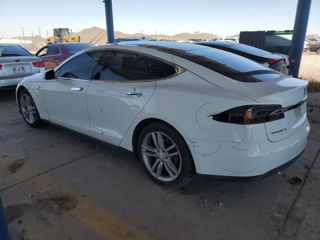 Tesla Model S foto 6