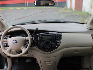 Mazda MPV foto 1