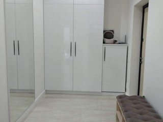 Apartament cu 2 camere, 80 m², Botanica, Chișinău foto 4