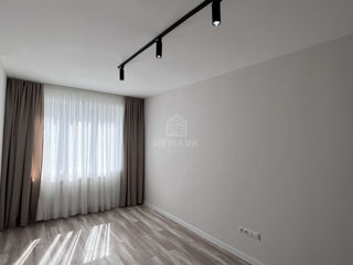 Apartament cu 3 camere, 85 m², Buiucani, Chișinău foto 5