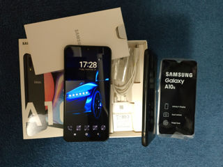 Samsung A10s, полная комплектация, отличное состояние...
