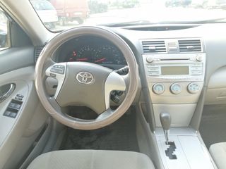 Toyota Camry foto 2