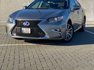 Lexus ES Series