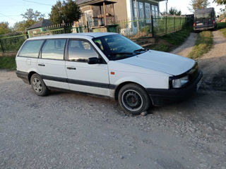 Volkswagen Passat foto 1