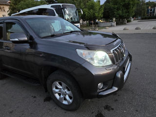 Toyota Land Cruiser Prado foto 2