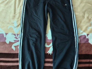 Продам Adidas