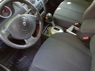 Renault Megane foto 4