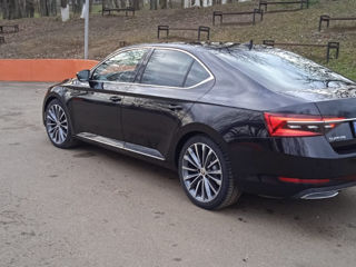 Skoda Superb foto 5