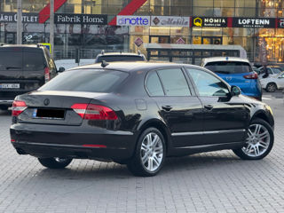 Skoda Superb foto 4