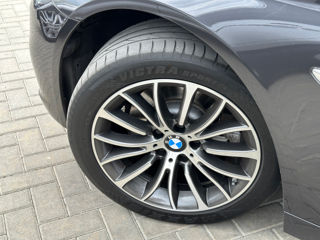 BMW 5 Series foto 18