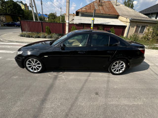 BMW 5 Series foto 5