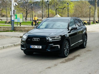 Audi Q7 e-tron foto 1