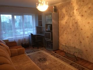 Apartament cu 2 camere, 65 m², Centru, Chișinău foto 3