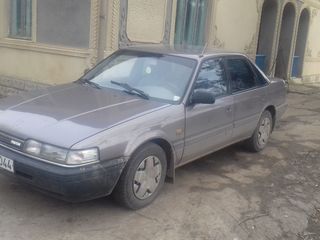 Mazda 626 foto 1