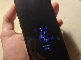 Телефон Samsung s9 полностью рабочий срочно!!!