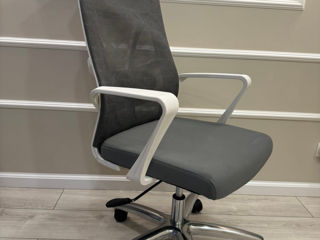 scaun de birou allguest cu spătar înalt cu plasă elastică - negru si gri